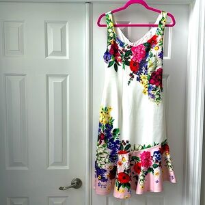Venus, floral midi dress. NWOT